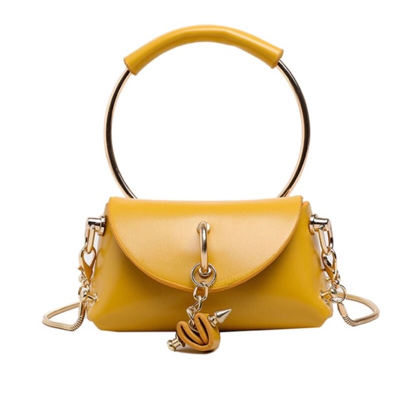 Karis' Kloset Handbags - “Fashion Week” Gold Mini Bag